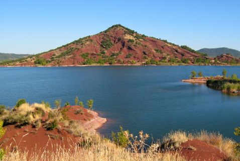 Autour du lac du Salagou